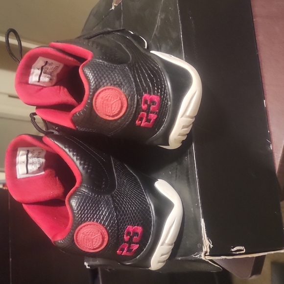 Jordan 9 low Bred - Picture 3 of 6